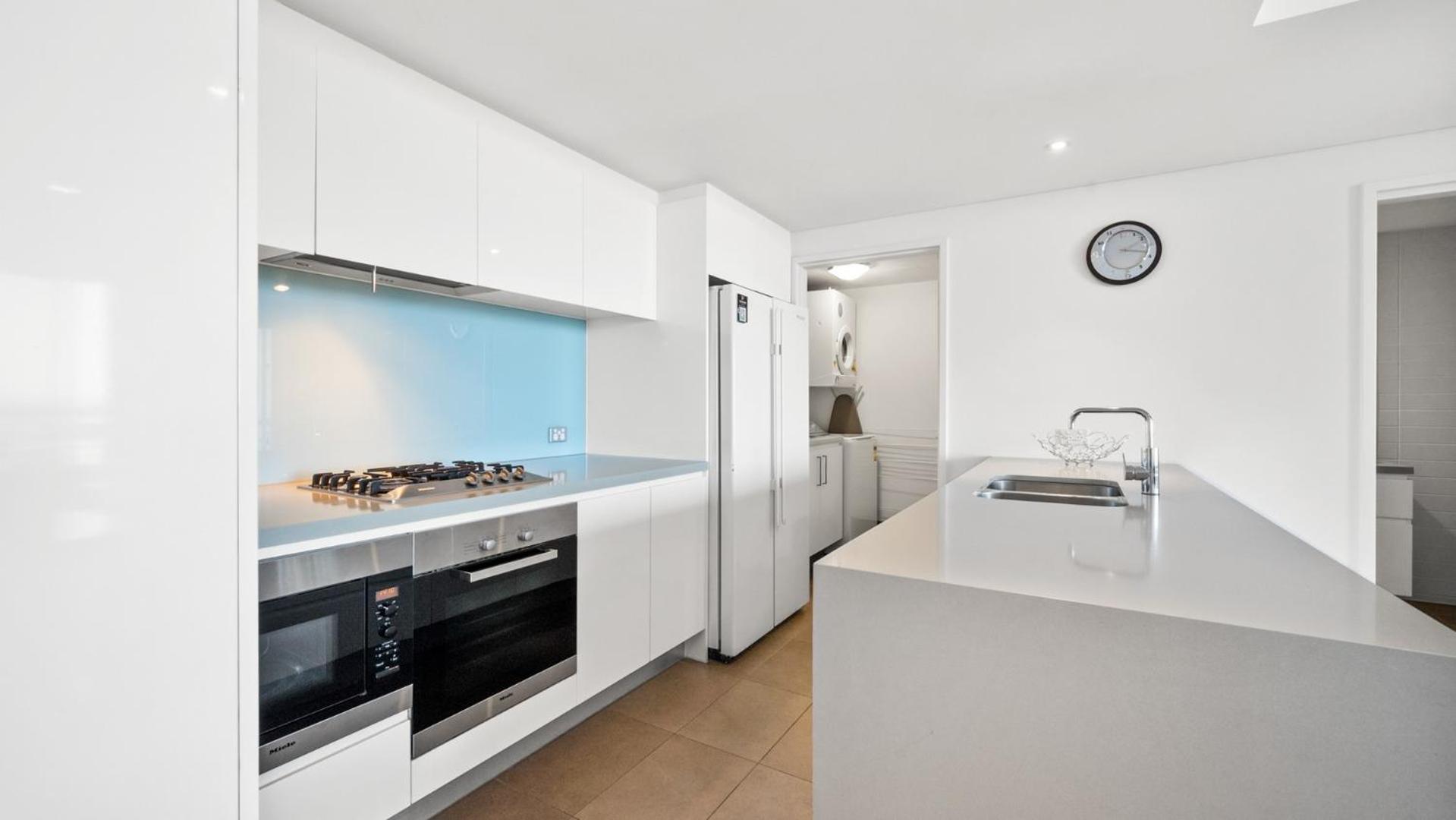 Apartment Bridgepoint 1303 *